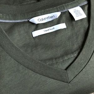 Calvin Klein long sleeved shirt Large